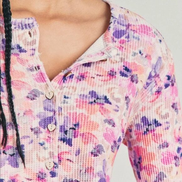 LoveShackFancy Ciel Floral Waffle Knit Button Cropped Cardigan- Heart Buttons, L - Picture 5 of 13